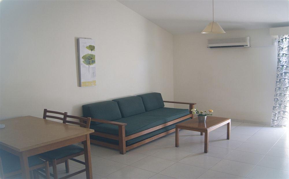 Mandalena Hotel Apartments Protaras Eksteriør bilde