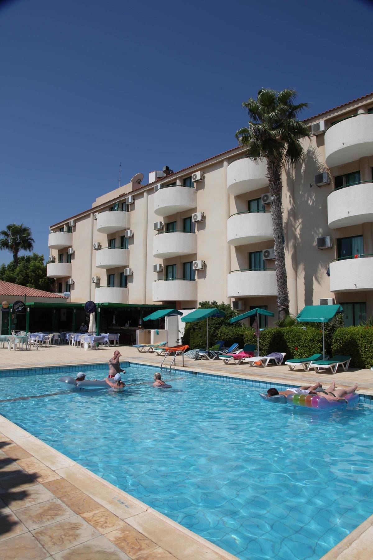 Mandalena Hotel Apartments Protaras Eksteriør bilde